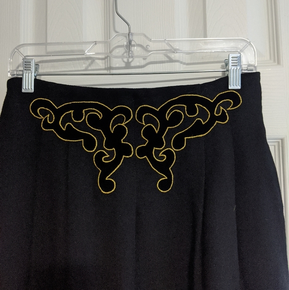 Vintage pants with velvet embroidery - Picture 4 of 6